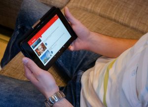 Quanto custa anunciar no Youtube? De R$ 0,10 ao infinito