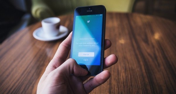 como usar twitter para empresas